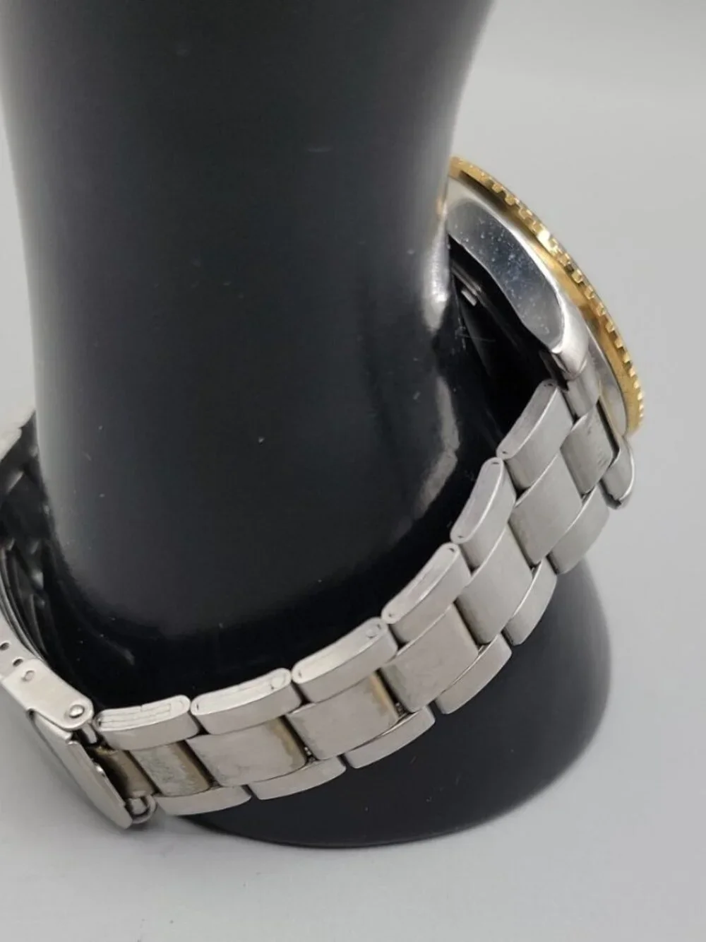 Vintage Renne Rains Stainless Steel Mens Two Tone Watch 8
